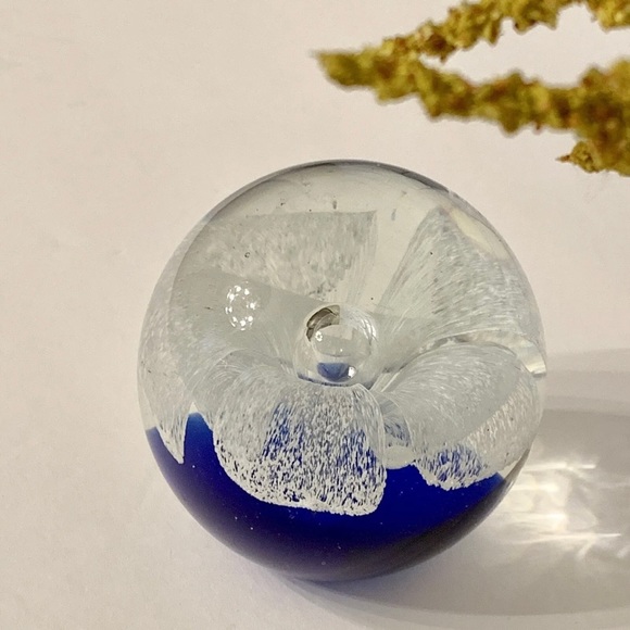 White Lace Flower Cobalt Blue Paperweight Dome Hand Blown Art Glass 3” - Picture 3 of 10